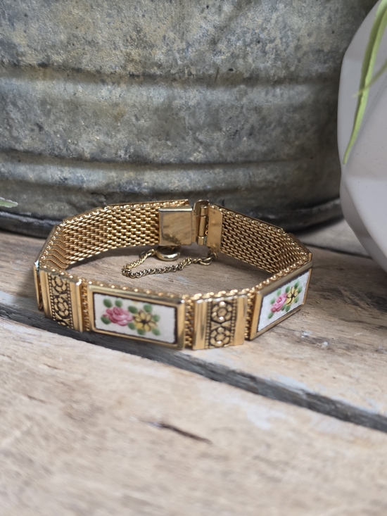 Estate Jewelry - Vintage Guilloche Enamel Floral Mesh Bracelet Gold Tone Hand Painted Roses